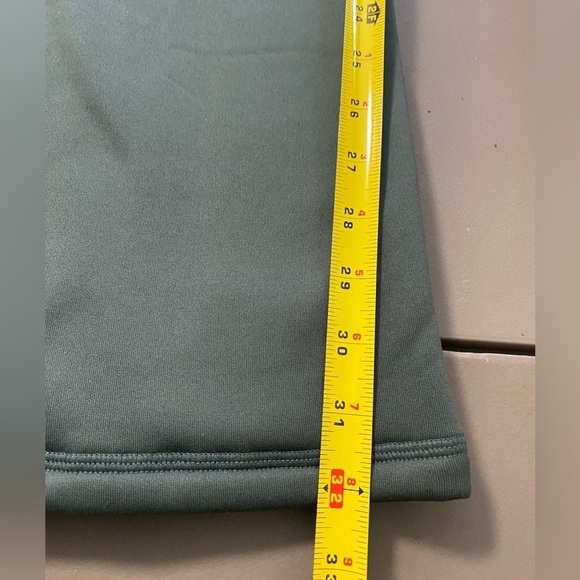 OLD Navy Olive Green High-Waisted UltraCoze Fleece-Lined Flare Leggings, 3X - Picture 11 of 14